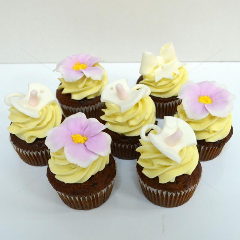 Colectie cupcake suzeta si flori