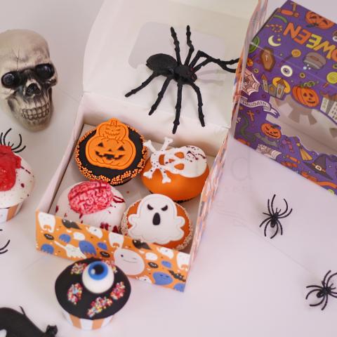 Cutie Halloween 4 cupcakes 