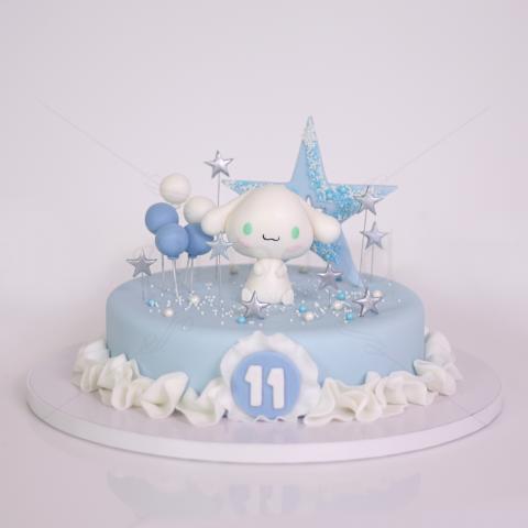 Tort Cinnamoroll, o Aventura Dulce in Lumea Stelelor